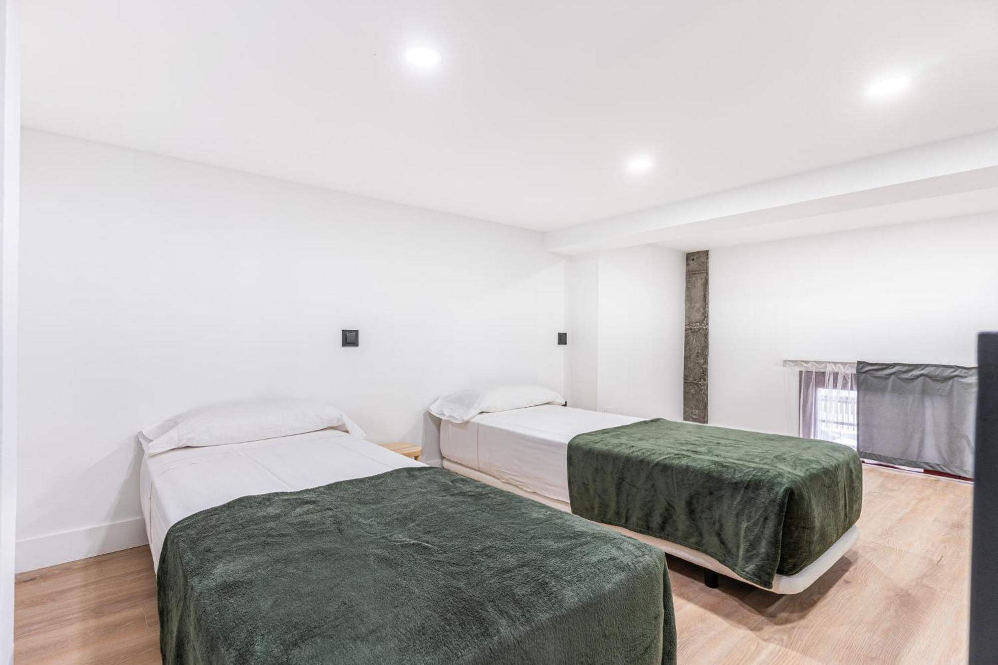 Vr Obregon Apartments マドリード エクステリア 写真
